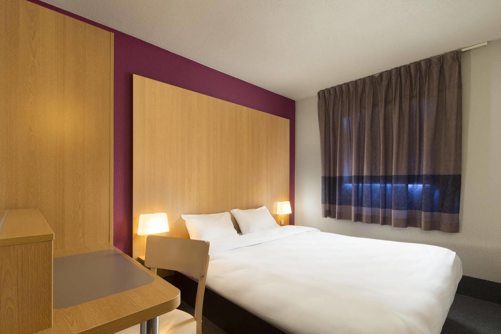 Hotel Inn Design Vierzon - Ex B&B Екстер'єр фото